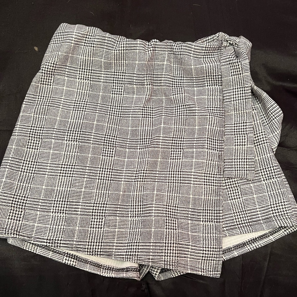 Plaid skirt perfect for a dresser occasion